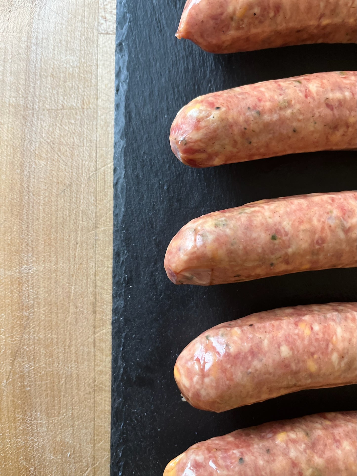 (5) Jalapeno Cheddar Brats